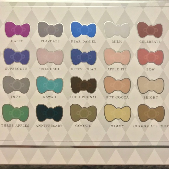 (RARE)NWT, HK 40th Anniversary POP-up palette. - Picture 7 of 10